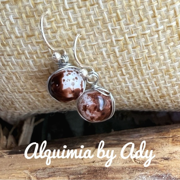 Colorful brown agate round 8mm statement earrings - Picture 1 of 1